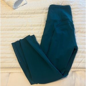 Super cute blue leggings